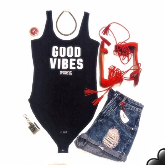 VSpink GOOD VIBES bodysuit 😎 - Picture 1 of 5